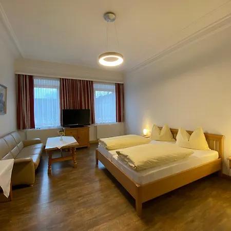 Inn Grosser Wirt Bruckmuhl